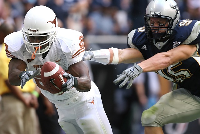 脱南美入欧？阿迪达斯官网售卖的阿根廷球衣错配成欧预赛臂章