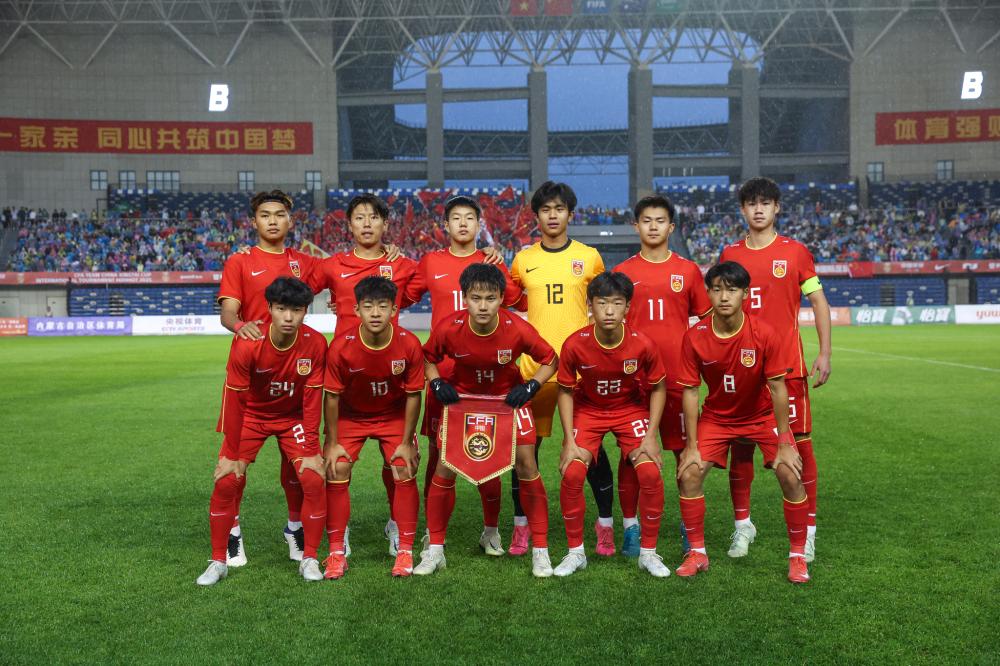 博洛尼亚总监：我们对球队表现满意，但现实地看不认为能争冠